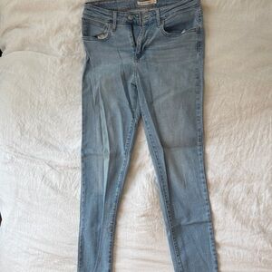 Levi's Women's Skinny Jeans in Light Blue